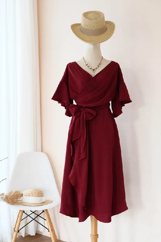 Exclusive Deal Short Sheath A-line Burgundy Homecoming Dress with Ribbon