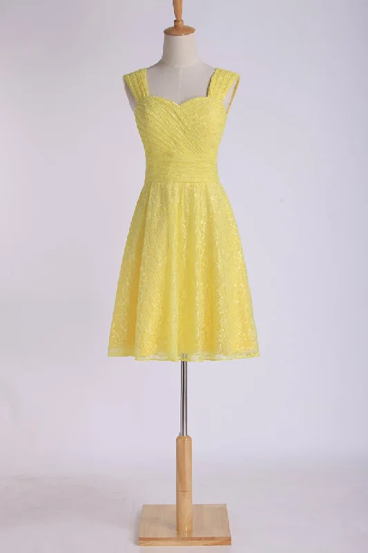 Online Exclusive Yellow Lace Short Tulle Bridesmaid Dress