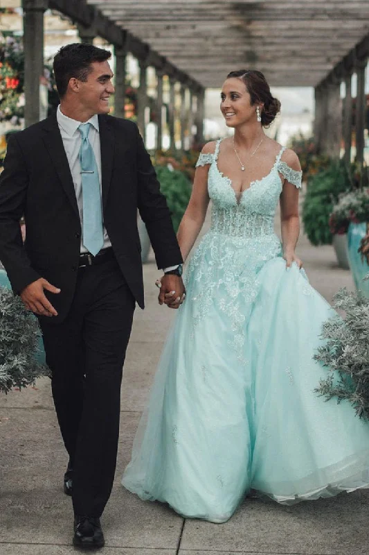 Take Advantage Elegant Cold Sleeve Mint Green Lace Prom Dress