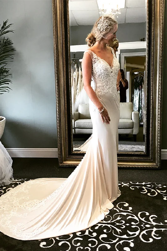 Exclusive Access Long Sheath V-Neck Ivory Wedding Dress with Lace
