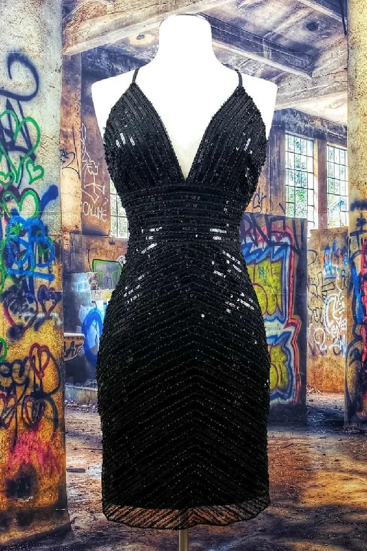 Flash Sale Halter Tight Black Sequined Short Homecoming Dress