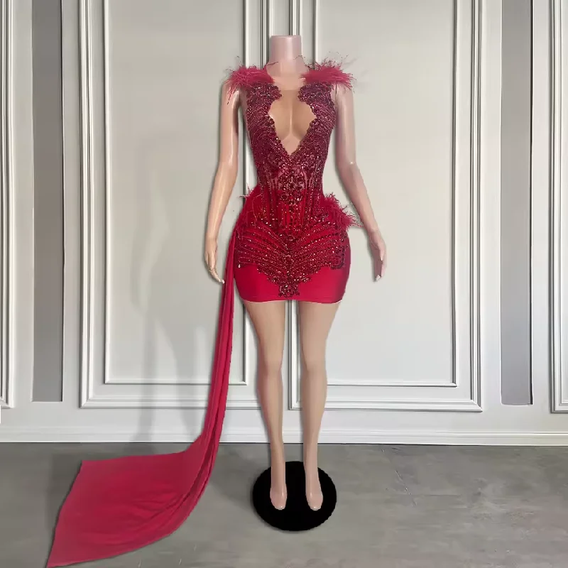 Overstock Sale Luxury Red Diamond Short Prom Dress with Side Train Sexy Sheer Neck Feather Black Girl Birthday Party Homecoming Gown Customized Overstock Sale Luxury Red Diamond Short Prom Dress with Side Train Sexy Sheer Neck Feather Black Girl Birthday Party Homecoming Gown Customized