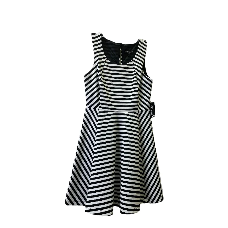 Stock Up and Save White Dress Casual Short By Express, Size: M