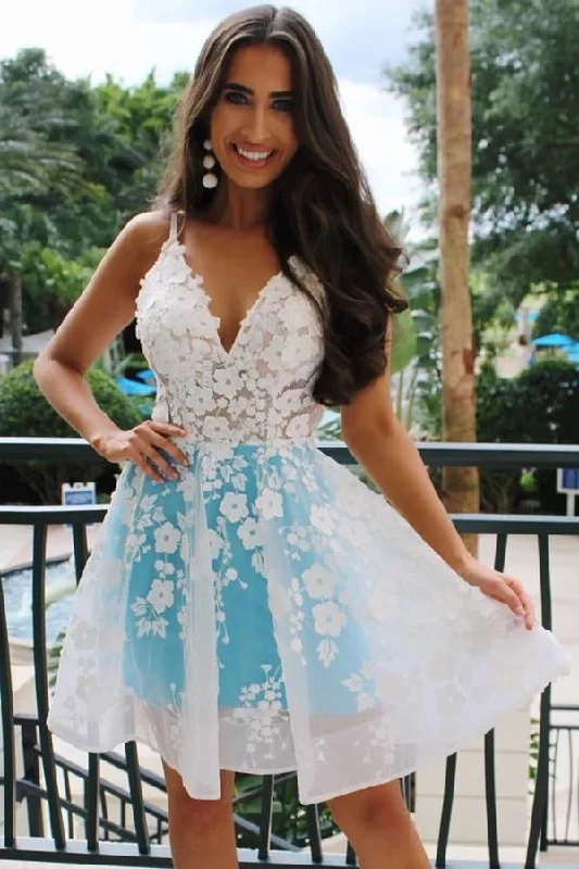 Midnight Sale A-Line V-Neck Sky Blue Homecomig Dress with Appliques