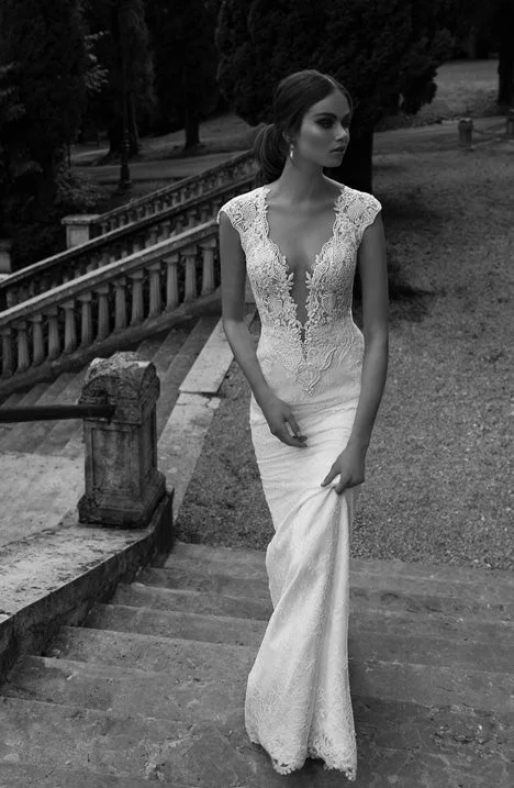 Closeout Sale Berta  14-20