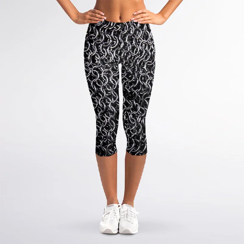 Weekend Deal Silver Chainmail Print Women's Capri Leggings