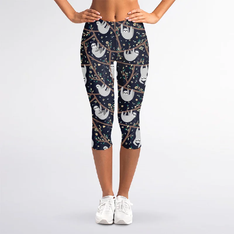 Price Break Sloth Family Pattern Print Women's Capri Leggings