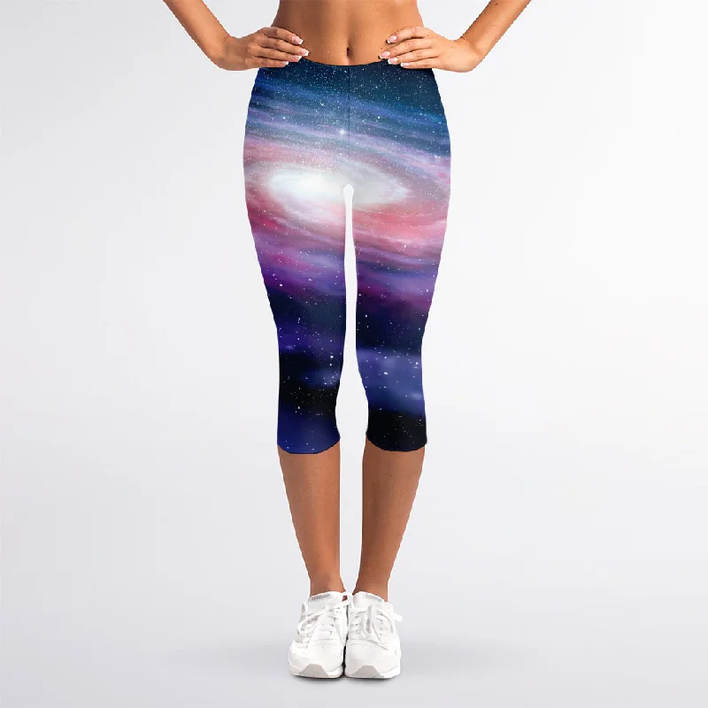 Super Bargain Spiral Milky Way Print Women's Capri Leggings