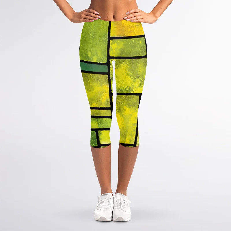 Best Bargains Square Stained Glass Mosaic Print Women's Capri Leggings