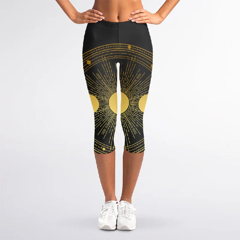 Price Blitz Sun And Moon Phase Print Women's Capri Leggings