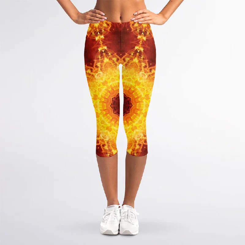 Loyalty Reward Sun Fire Kaleidoscope Print Women's Capri Leggings