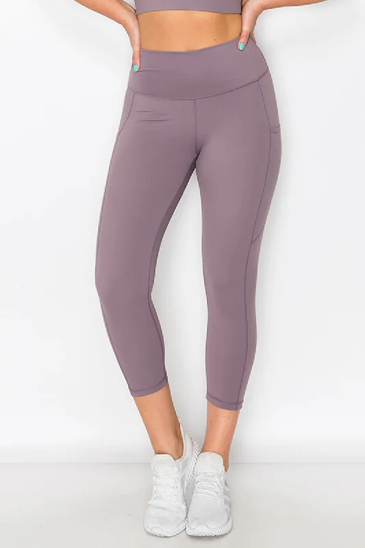 Sale Event SUPER SOFT Active Capri Legging with Pockets