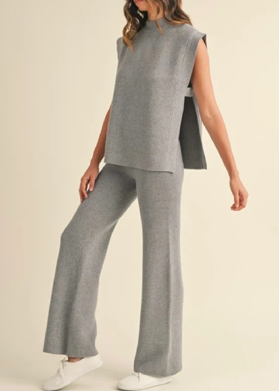 Discount Deals Solinah Open Sweater and Pant Set